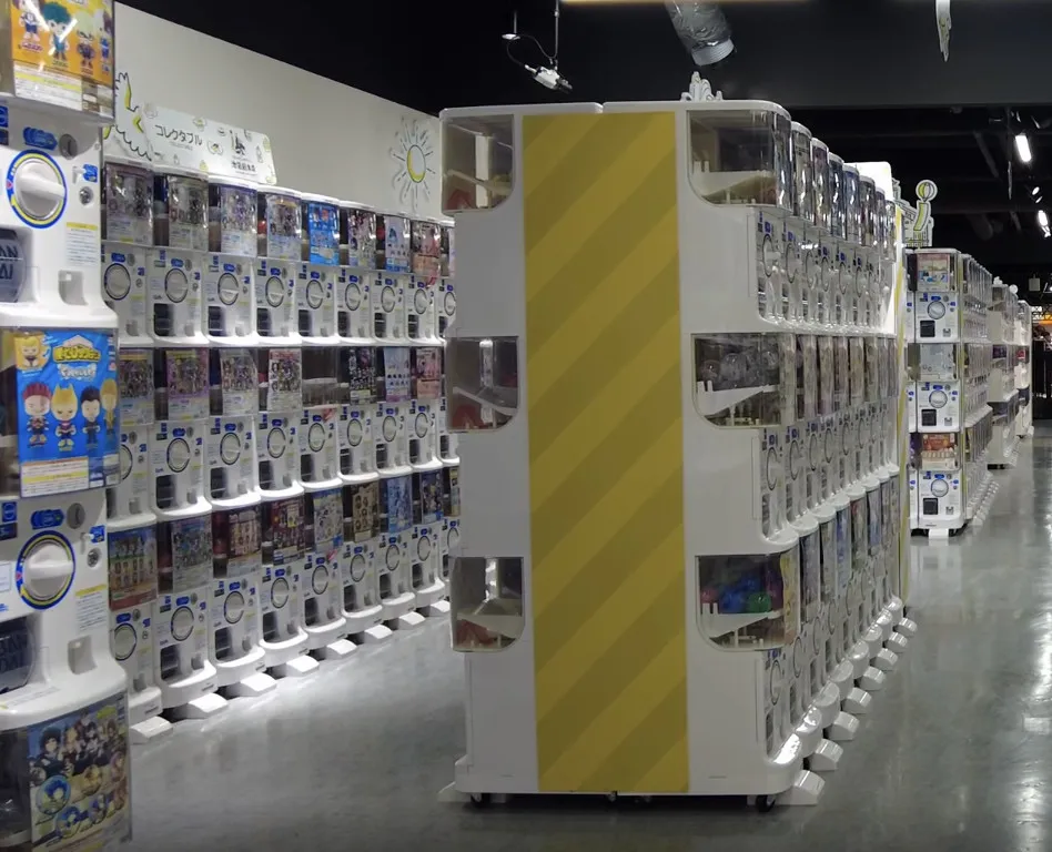 Gachapon wall in Akihabara